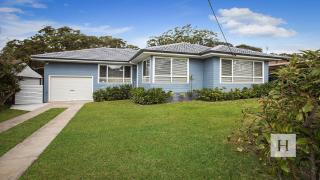 The Little Blue Lakehouse - Summerland Point - 8