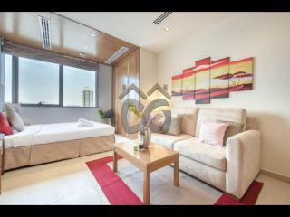 Restful studio Apartment in Dubai Sports City - 7