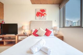 Restful studio Apartment in Dubai Sports City - 6