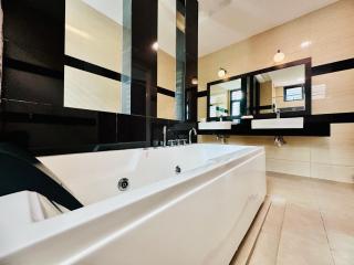 Exclusive Luxury 2MIN Walk to Beach & Night Market - Batu Ferringhi - 6