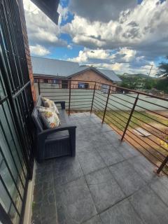 Hazyview Hideaway - 4
