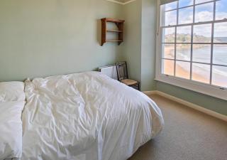 Belle Vue House - Tenby - 1