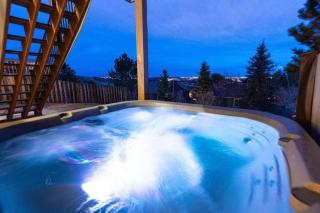 4BR-Sleeps 10-Hot Tub-Air Hockey-Gorgeous Views - 6