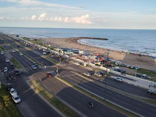 Departamento FRENTE AL MAR 3 AMB y MEDIO-VISTA PANORAMICA-PLAYA ESTRADA - Mar del Plata - 1