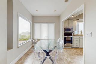 Rosebud - Inglenook - 2
