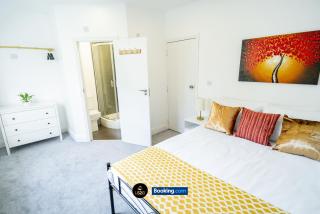 Amazing 3 Bedroom House By LS2G Short Lets & Serviced Accommodation Greater London With Free Parking - Londra - 9