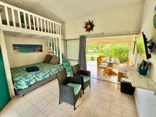 - Caritan Beach Studio - - 6