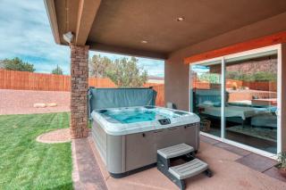 Dive Into Adventure Large Luxury Family Home in Kanab Pool Slide and Hot Tub - Kanab - 7