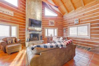 True Log Cabin with Game Room, Year-Round Views - Waynesville - 7