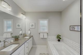 6th Street Retreat - 1