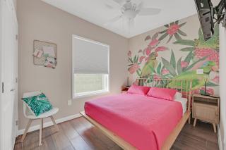 Bayfront Cottage- Pool - Hot Tub - Close to Beach - Port Isabel - 1