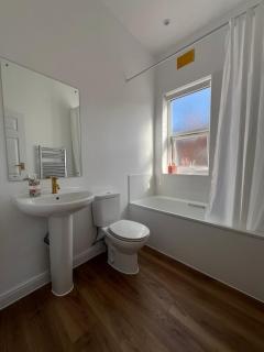 Liverpool Coco House - 3 Bedrooms - 6