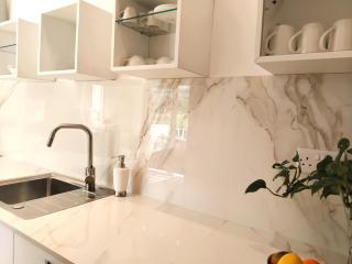 Close to beach Unique & Cozy property, 3 balconies facing South with Views - Is-Sellum - 1