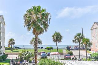 Ocean & Pool views on seawall - Shoreline Stays 08 - Galveston - 0
