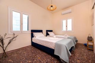 The Z House Santorini - Fira - 4