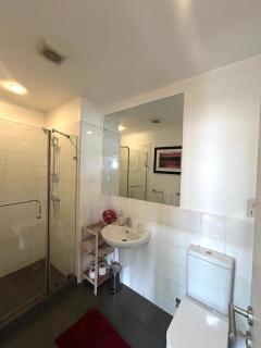 2 bed apartment - The Gallery - 7