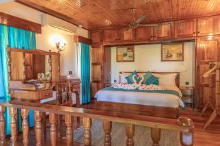 Paragon Luxury Villa - Anse Volbert Village - 0
