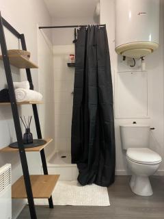 Studio charmant proche tram et bus - 1