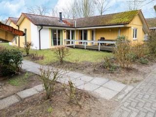 Ferienhaus mit Wasseraktivitäten - Granzow - 0