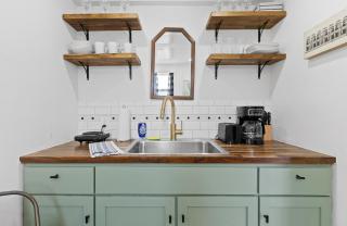 Quail Run Farm- Rustic Tiny Home 2 - 7