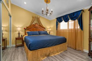Mickeys House - Heated Pool, Slide, Golf, Karaoke and More - 5
