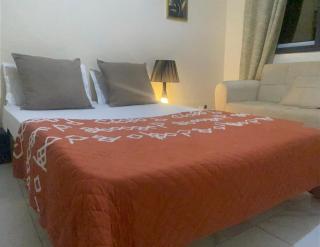 room for rent in an apartment and bathroom - Dakar - 0