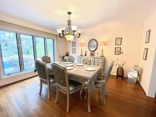 Quiet Room with Shared Bathroom Near Bayview York Mills - 4