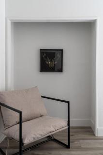 Studio Hideaway in Beachwood - 1