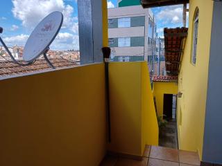 Linda casa de 2 Qtos completa com vista - Belo Horizonte - 3