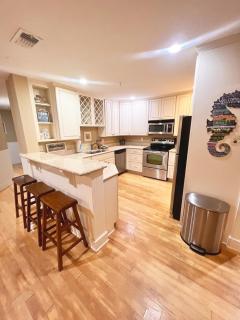 Tybee Retreat Unit 2 - Tybee Island - 4