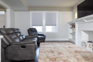 3BR Dogtown Bungalow Office and Bar - 7
