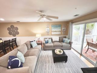 Tybee Retreat Unit 2 - 1