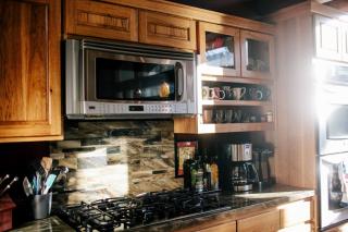 Entire Wunder Mine Estate Sleeps 20 Hot Tub Outdoor Kitchen Firepit - Baker City - 3