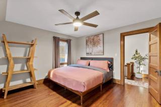 25 Massive 5 BR in Downtown Southington - Southington - 1