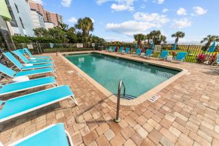 Beachfront Fireplace Downtown Hot Tub King Bed - Myrtle Beach - 1