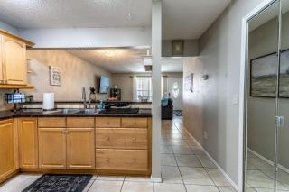 Spacious 3 BR Near NAS Jax l BBQ WiFi DirecTV - 4