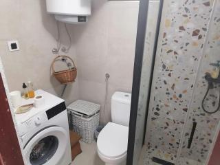 Una's House of Joy - 4