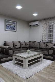 Moraca River Residence - 0