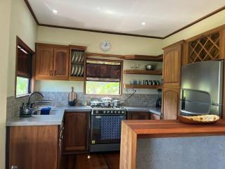 Grenada Countryside Cabin - - 2