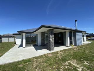Jack Adamson Retreat - Twizel - 0