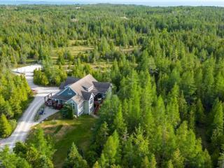 16 Acre Bruce Peninsula Forest Escape - Red Bay - 9