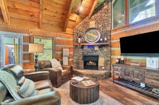 Knotty Pine - Townsend - 6