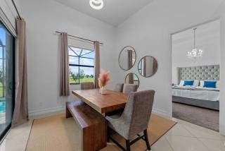 Gulfstream Vacation Home - Cape Coral - 2