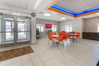 Red Roof Inn Johnstown - 2