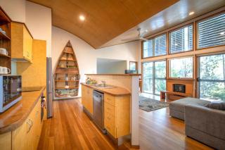 Relaxed Coastal Retreat Just Steps from the Beach - Vincentia - 6