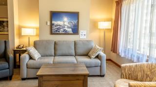 Cahilty Lodge - Sun Peaks - 2