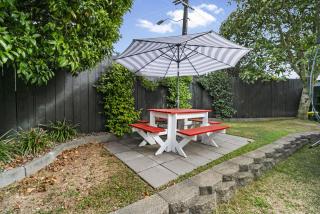 Family Retreat with Private Spa & Outdoor Oasis - Auckland - 4