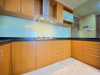 Spacious 2BR at Dago Butik Apartment By Travelio - Bandung - 1