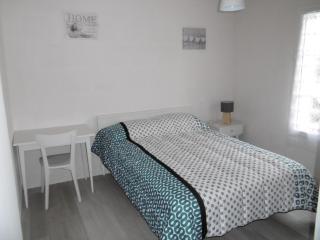 Maison rénovée 6 pers, proche de la plage, terrasse et parking - FR-1-823-47 - 1