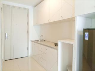 Elegant and MInimalist Studio at Mataram City Apartment By Travelio - Kejayan - 4
